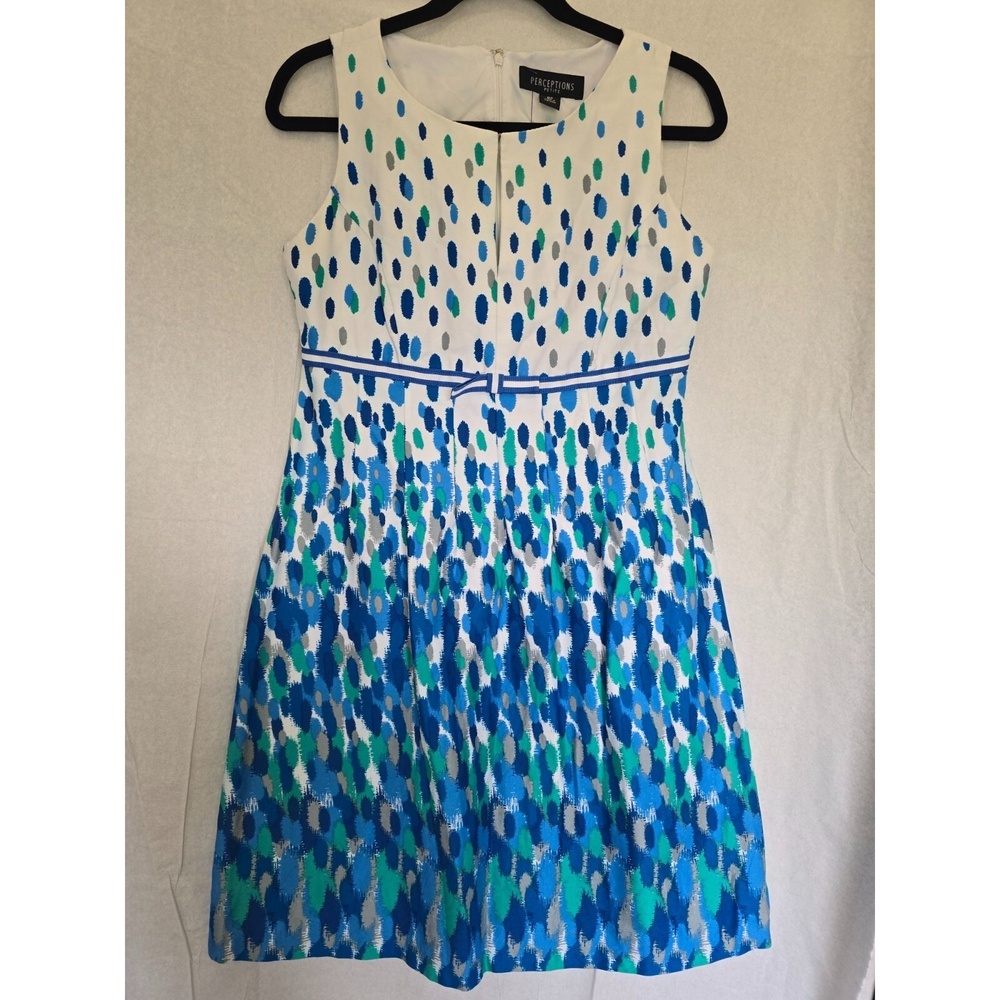 Perceptions Petite 8P White & Blue Polka Dot Sleeveless Dress With Bow Detail